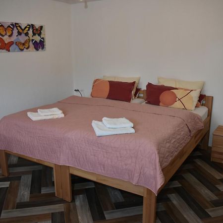 Ferienwohnung Am Steigerwaldrand Sugenheim Экстерьер фото